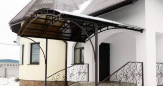 Навесы из металла над крыльцом Геленджик, цена от 1888 руб.